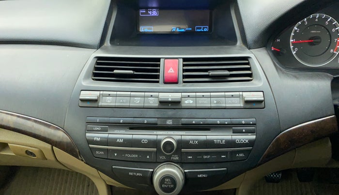 2011 Honda Accord 2.4L I-VTEC MT, Petrol, Manual, 1,03,505 km, Infotainment System