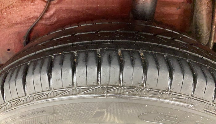 2016 Maruti Celerio ZXI AMT (O), Petrol, Automatic, 1,33,162 km, Left Rear Tyre Tread