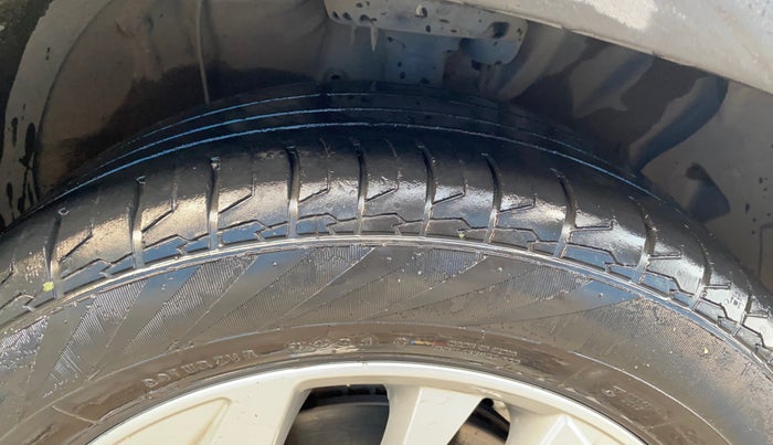 2021 Hyundai Creta SX EXECUTIVE 1.5 PETROL, Petrol, Manual, 55,862 km, Right Front Tyre Tread