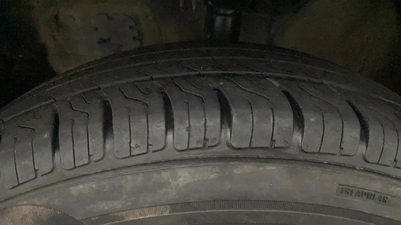 2022 KIA SELTOS HTK PLUS 1.5 DIESEL, Diesel, Manual, 83,741 km, Left Front Tyre Tread