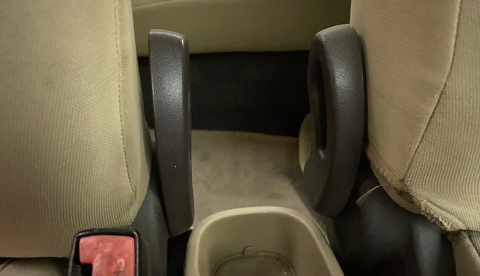 2010 Hyundai i10 MAGNA 1.2, Petrol, Manual, 60,324 km, Driver Side Adjustment Panel