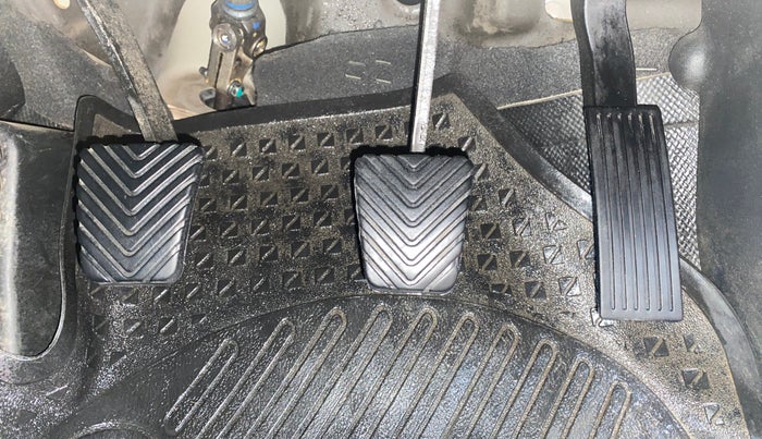 2013 Hyundai i20 SPORTZ 1.2, Petrol, Manual, 49,179 km, Pedals