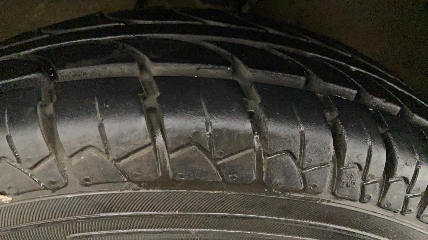 2016 Maruti Alto 800 LXI CNG, CNG, Manual, 65,126 km, Right Rear Tyre Tread