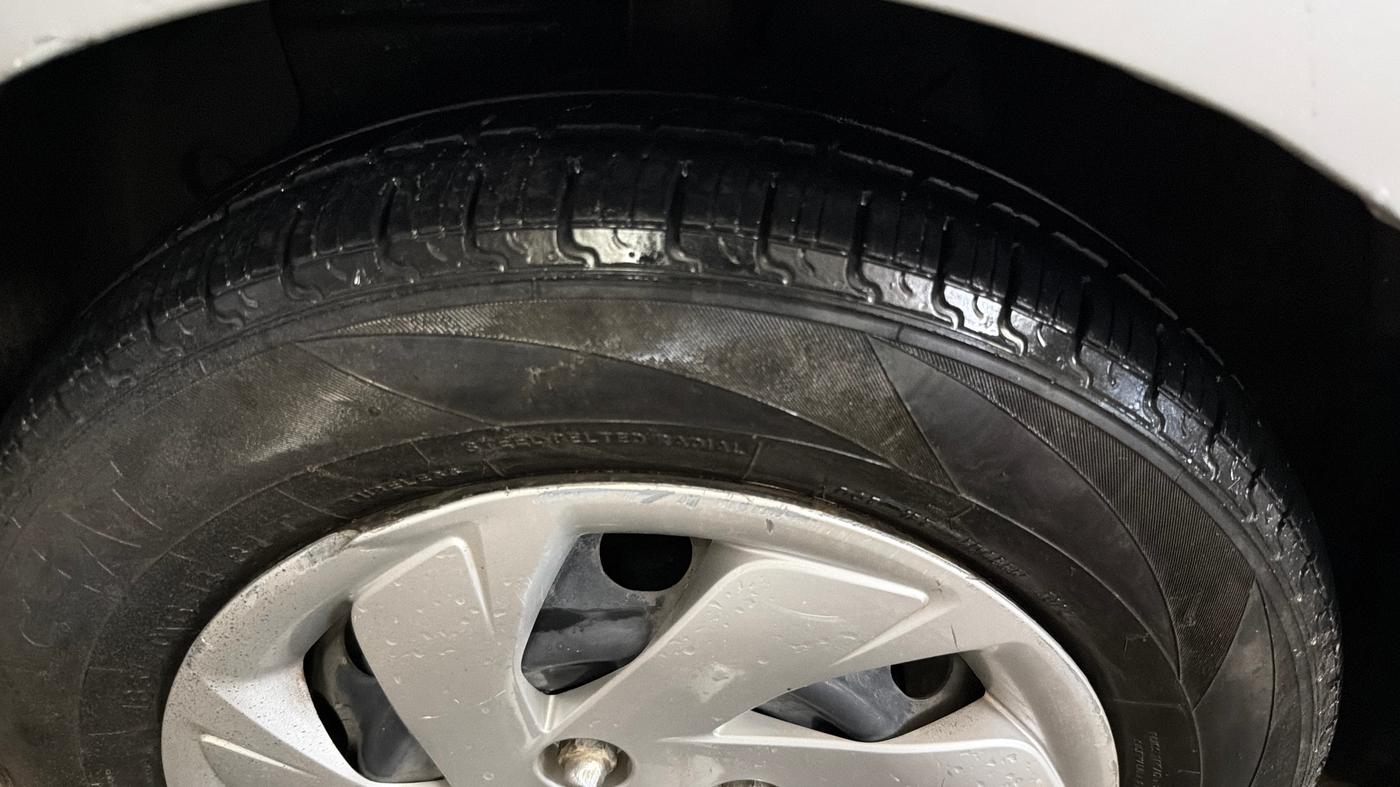 2018 Hyundai NEW SANTRO SPORTZ MT, Petrol, Manual, 59,015 km, Left Front Tyre Tread