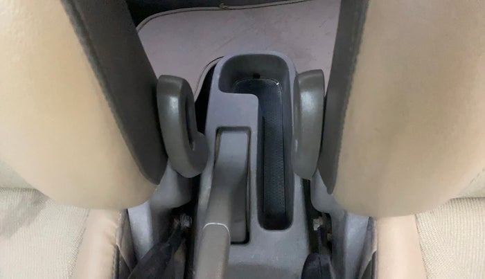 2016 Hyundai i10 SPORTZ 1.1, Petrol, Manual, 85,658 km, Driver Side Adjustment Panel
