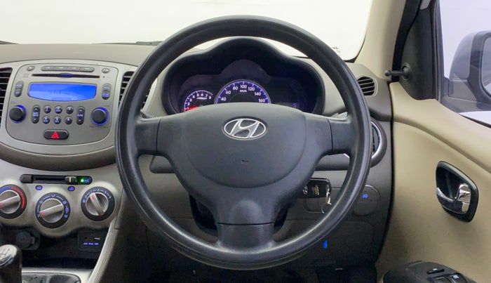 2016 Hyundai i10 SPORTZ 1.1, Petrol, Manual, 85,658 km, Steering Wheel Close Up