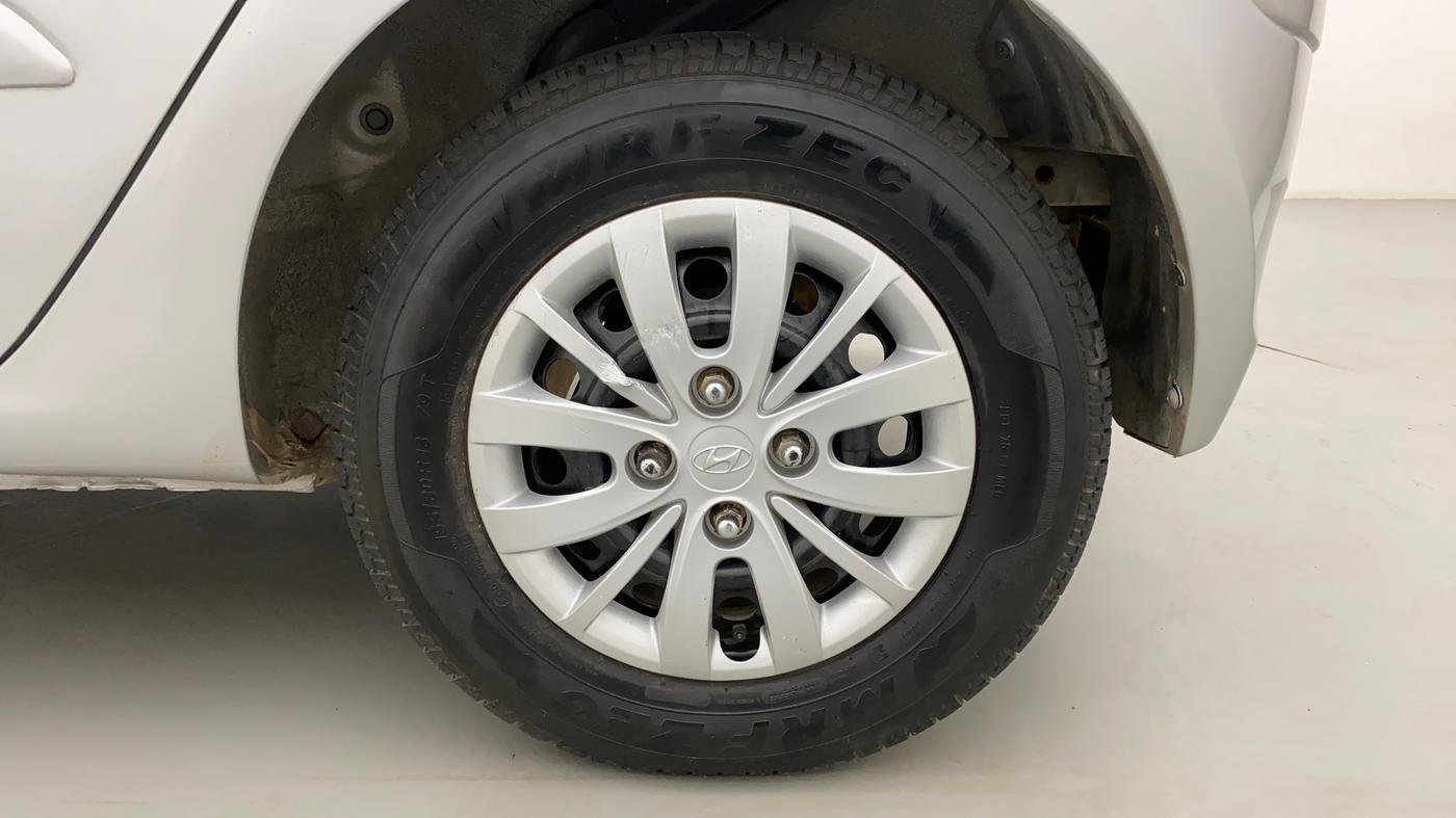2016 Hyundai i10 SPORTZ 1.1, Petrol, Manual, 85,658 km, Left Rear Wheel