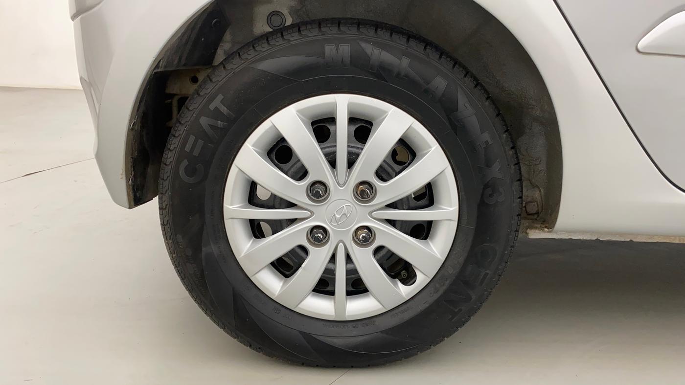 2016 Hyundai i10 SPORTZ 1.1, Petrol, Manual, 85,658 km, Right Rear Wheel