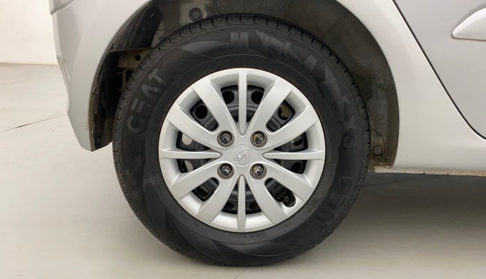 2016 Hyundai i10 SPORTZ 1.1, Petrol, Manual, 85,658 km, Right Rear Wheel