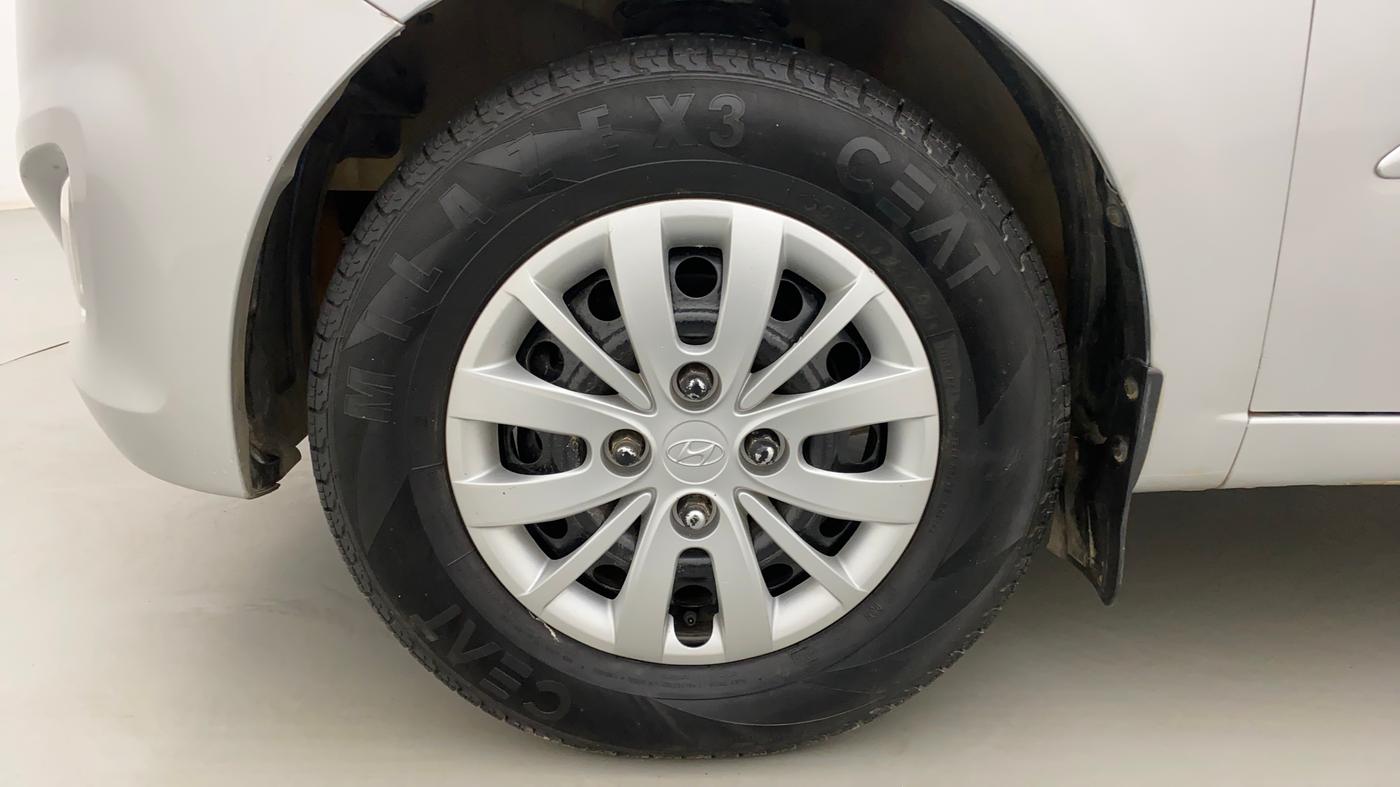 2016 Hyundai i10 SPORTZ 1.1, Petrol, Manual, 85,658 km, Left Front Wheel