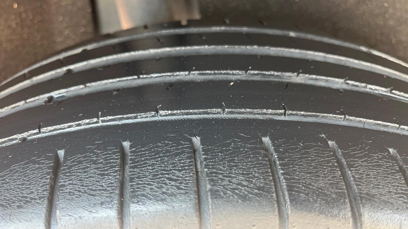 2019 Maruti Baleno ZETA PETROL 1.2, Petrol, Manual, 27,968 km, Right Rear Tyre Tread