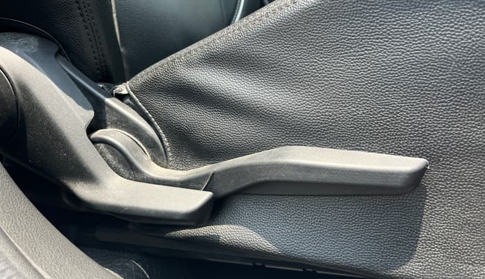 2019 Maruti Baleno ZETA PETROL 1.2, Petrol, Manual, 27,968 km, Driver Side Adjustment Panel