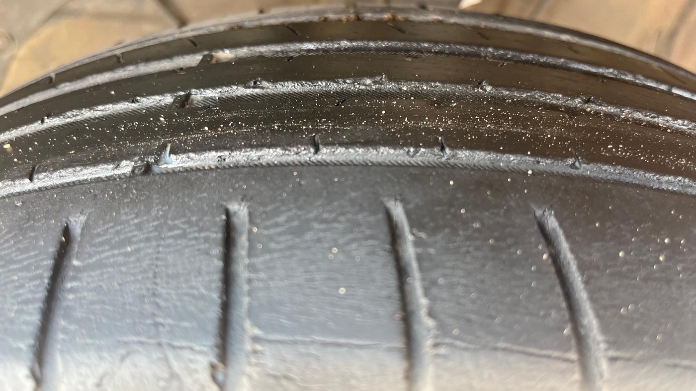 2019 Maruti Baleno ZETA PETROL 1.2, Petrol, Manual, 27,968 km, Left Front Tyre Tread