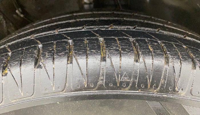 2021 KIA SONET HTX 1.0 IMT, Petrol, Manual, 39,789 km, Right Front Tyre Tread