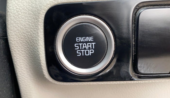 2021 KIA SONET HTX 1.0 IMT, Petrol, Manual, 39,789 km, Keyless Start/ Stop Button