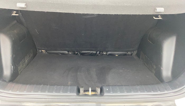 2021 KIA SONET HTX 1.0 IMT, Petrol, Manual, 39,789 km, Boot Inside