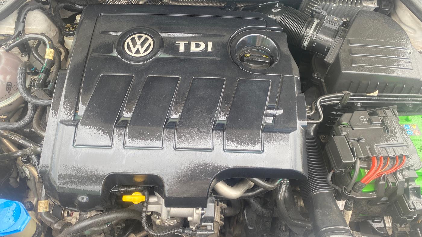 2019 Volkswagen Ameo HIGHLINE PLUS 1.5L AT 16 ALLOY, Diesel, Automatic, 57,955 km, Engine View