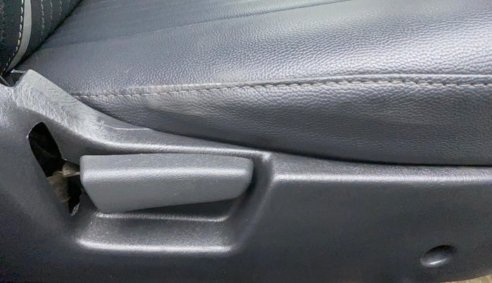 2016 Maruti Alto K10 VXI, Petrol, Manual, 29,089 km, Driver Side Adjustment Panel