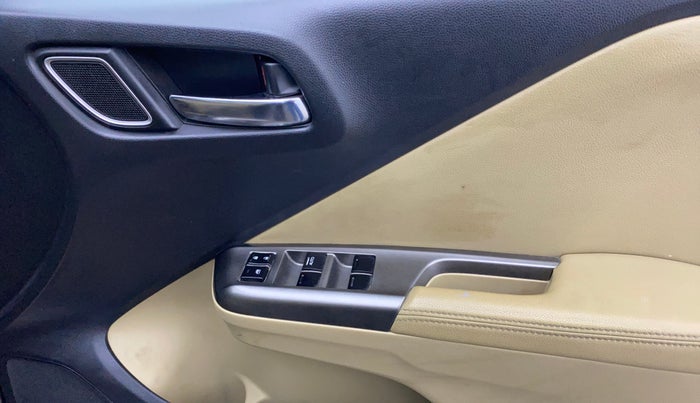 2017 Honda City 1.5L I-VTEC VX CVT, Petrol, Automatic, 88,087 km, Driver Side Door Panels Control