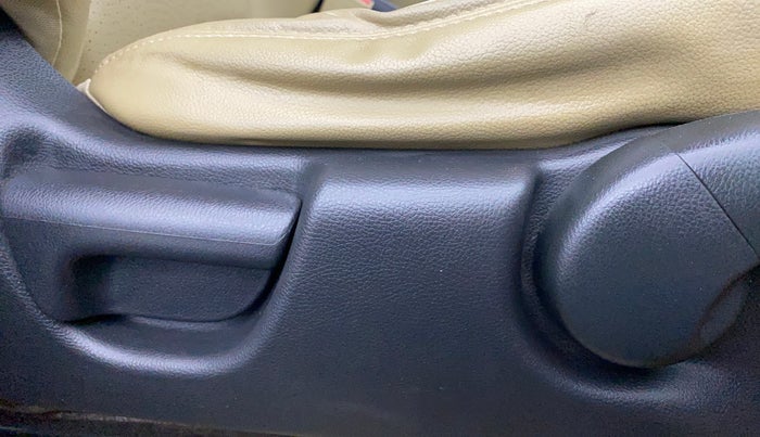 2017 Honda City 1.5L I-VTEC VX CVT, Petrol, Automatic, 88,087 km, Driver Side Adjustment Panel