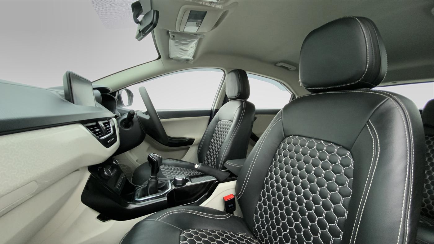 2021 Tata NEXON XZ+ 1.2, Petrol, Manual, 14,614 km, Right Side Front Door Cabin
