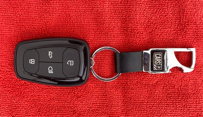 2021 Tata NEXON XZ+ 1.2, Petrol, Manual, 14,614 km, Key Close Up