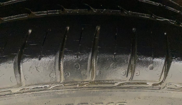 2015 Hyundai Elite i20 ASTA 1.2, Petrol, Manual, 44,788 km, Right Rear Tyre Tread