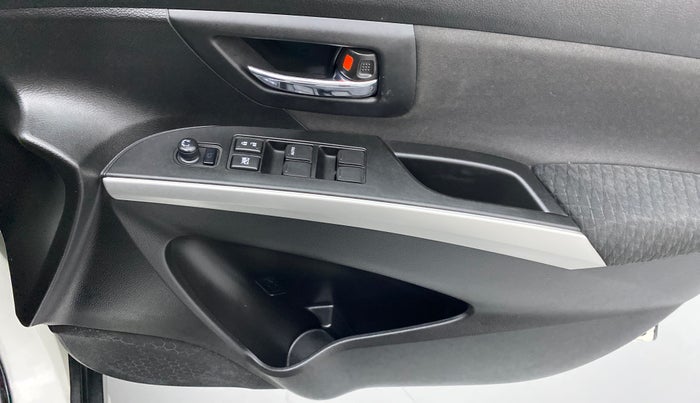 2015 Maruti S Cross ZETA 1.3, Diesel, Manual, 35,855 km, Driver Side Door Panels Control