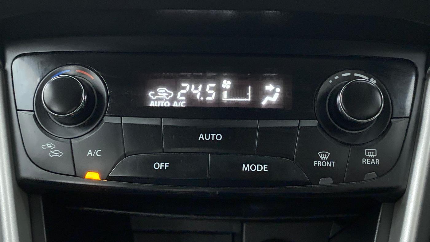 2015 Maruti S Cross ZETA 1.3, Diesel, Manual, 35,855 km, Automatic Climate Control