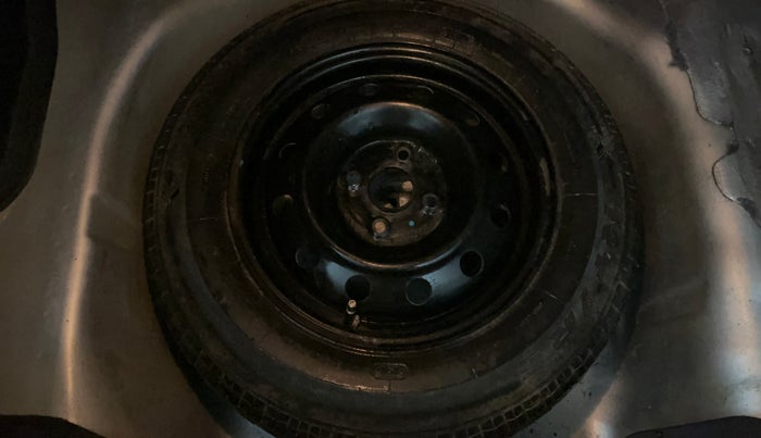 2014 Maruti Swift Dzire VXI, Petrol, Manual, 49,302 km, Spare Tyre