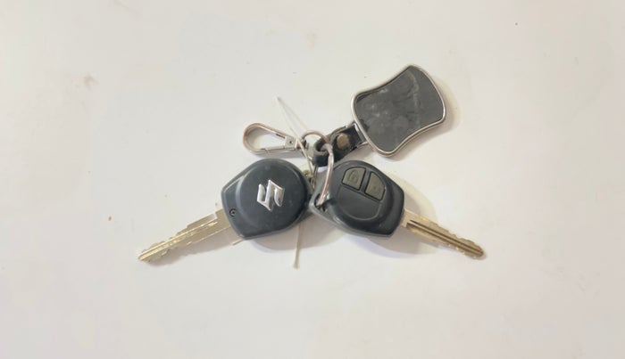 2014 Maruti Swift Dzire VXI, Petrol, Manual, 49,302 km, Key Close Up