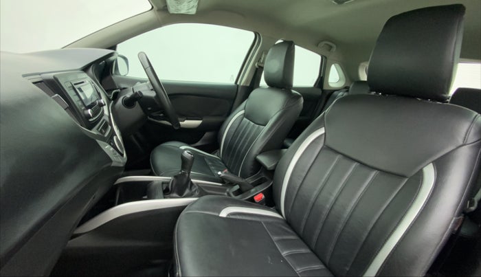 2016 Maruti Baleno ZETA DIESEL 1.3, Diesel, Manual, 60,644 km, Right Side Front Door Cabin