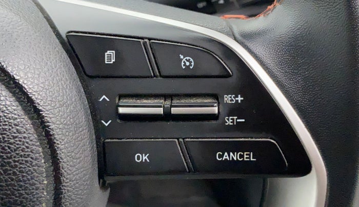 2020 Hyundai VENUE SX 1.0 TURBO IMT DUAL TONE SPORT, Petrol, Manual, 30,801 km, Adaptive Cruise Control