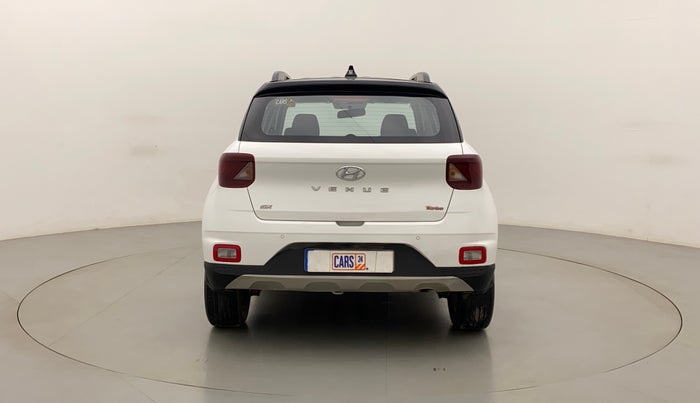 2020 Hyundai VENUE SX 1.0 TURBO IMT DUAL TONE SPORT, Petrol, Manual, 30,801 km, Back/Rear