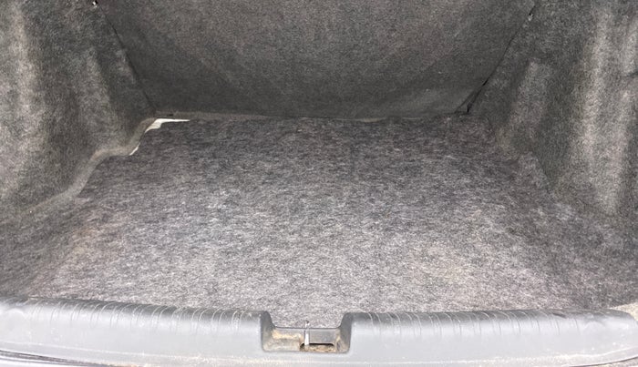 2015 Honda Amaze 1.2L I-VTEC S, Petrol, Manual, 85,862 km, Boot Inside