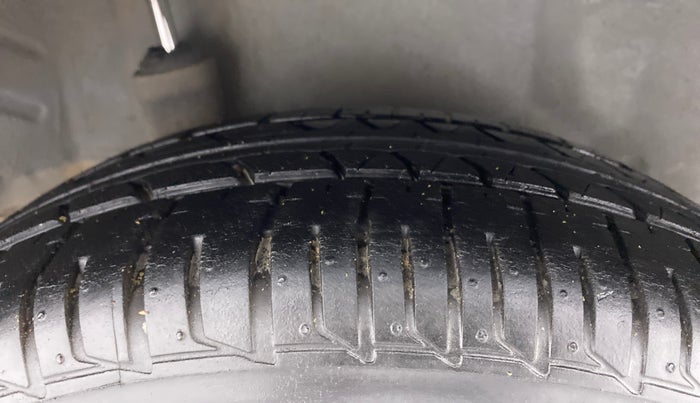2015 Honda Amaze 1.2L I-VTEC S, Petrol, Manual, 85,862 km, Right Rear Tyre Tread