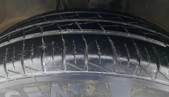 2020 Maruti Alto LXI, Petrol, Manual, 12,189 km, Left Front Tyre Tread