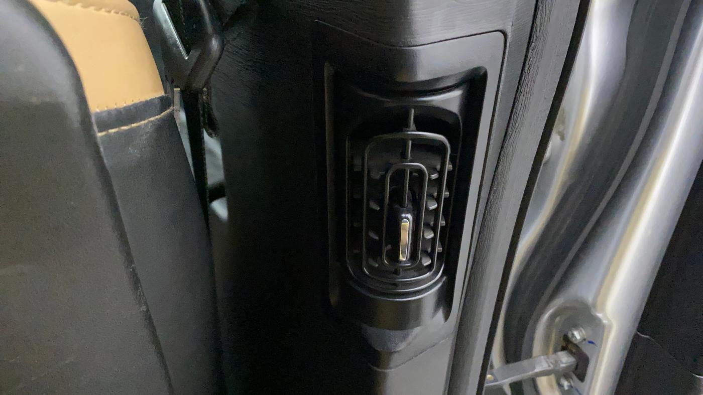 2020 Mahindra XUV500 W7, Diesel, Manual, 66,840 km, Rear AC Vents