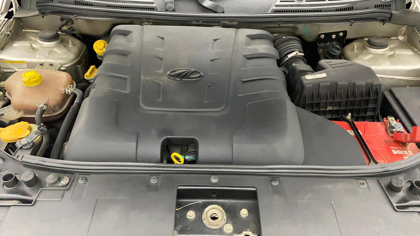 2020 Mahindra XUV500 W7, Diesel, Manual, 66,840 km, Open Bonet