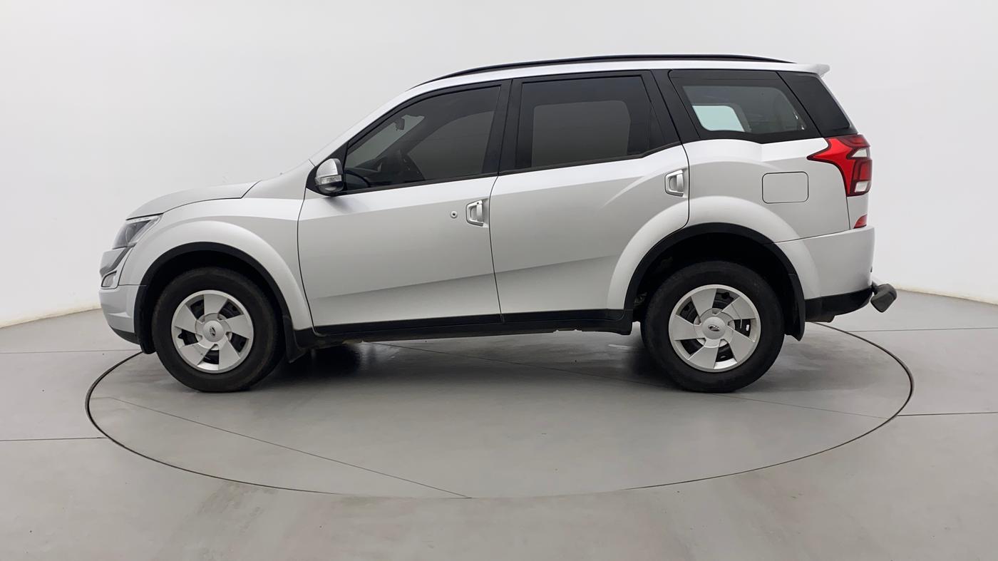 2020 Mahindra XUV500 W7, Diesel, Manual, 66,840 km, Left Side