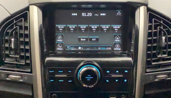 2020 Mahindra XUV500 W7, Diesel, Manual, 66,840 km, Infotainment System