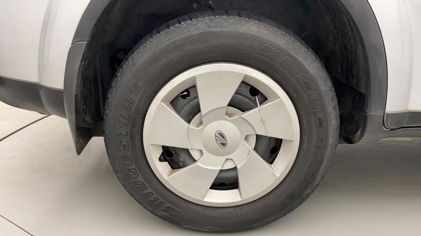 2020 Mahindra XUV500 W7, Diesel, Manual, 66,840 km, Right Rear Wheel