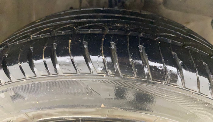 2016 Honda Amaze 1.5L I-DTEC S, Diesel, Manual, 84,097 km, Right Front Tyre Tread