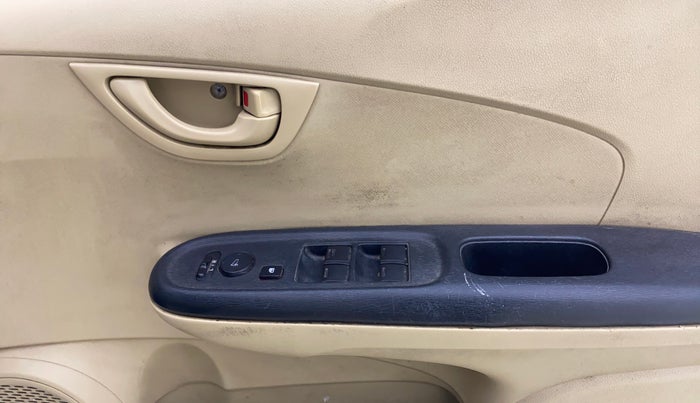 2016 Honda Amaze 1.5L I-DTEC S, Diesel, Manual, 84,097 km, Driver Side Door Panels Control