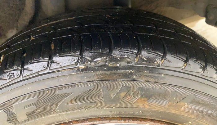 2016 Honda Amaze 1.5L I-DTEC S, Diesel, Manual, 84,097 km, Left Rear Tyre Tread