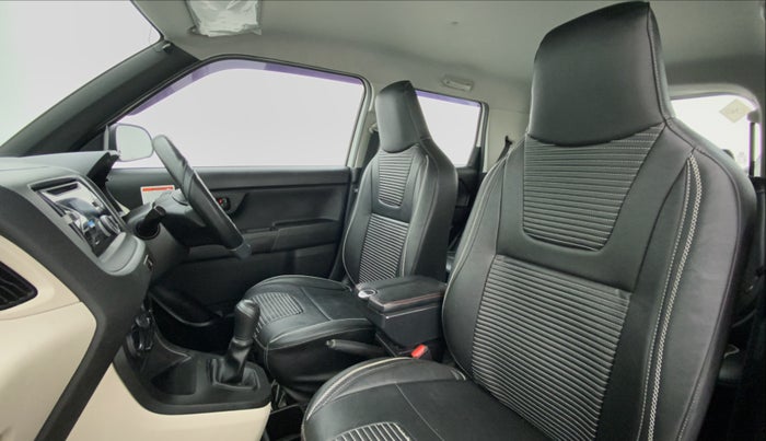 2020 Maruti New Wagon-R LXI CNG 1.0 L, CNG, Manual, 13,790 km, Right Side Front Door Cabin