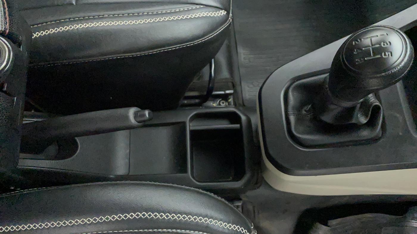 2020 Maruti New Wagon-R LXI CNG 1.0 L, CNG, Manual, 13,790 km, Gear Lever