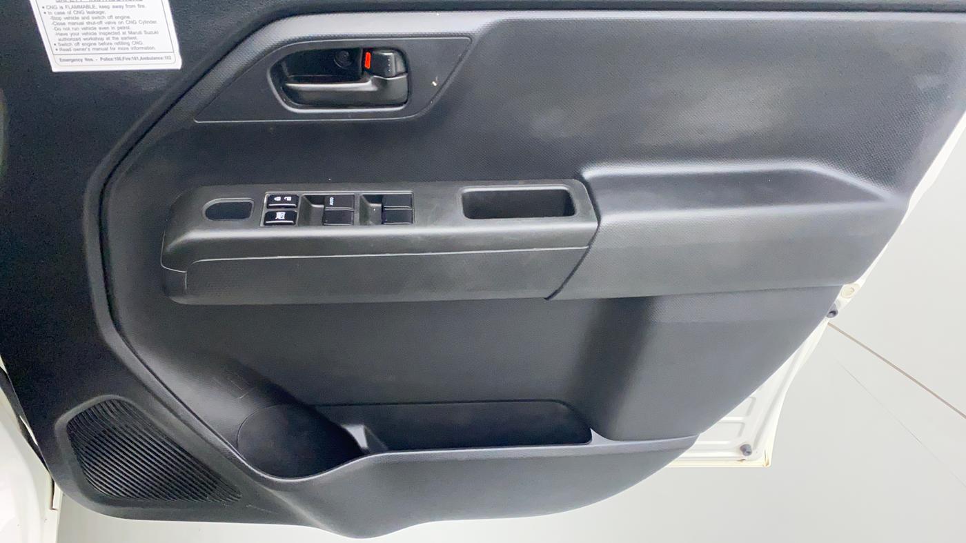 2020 Maruti New Wagon-R LXI CNG 1.0 L, CNG, Manual, 13,790 km, Driver Side Door Panels Control