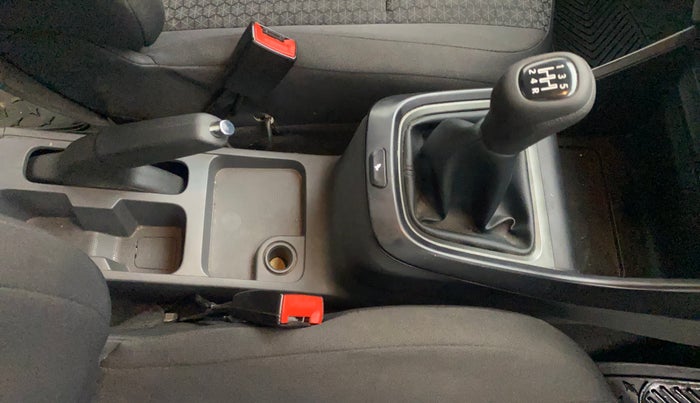 2021 Tata ALTROZ XM PLUS PETROL, Petrol, Manual, 1,21,098 km, Gear Lever