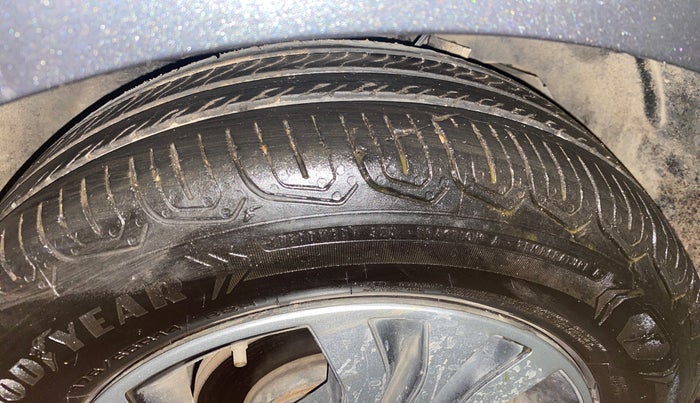 2023 Tata Tiago XTA PETROL, CNG, Automatic, 31,046 km, Right Front Tyre Tread